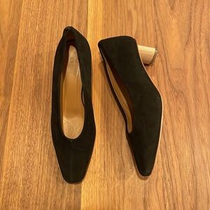 LoQ Frida Suede Pump size 37
